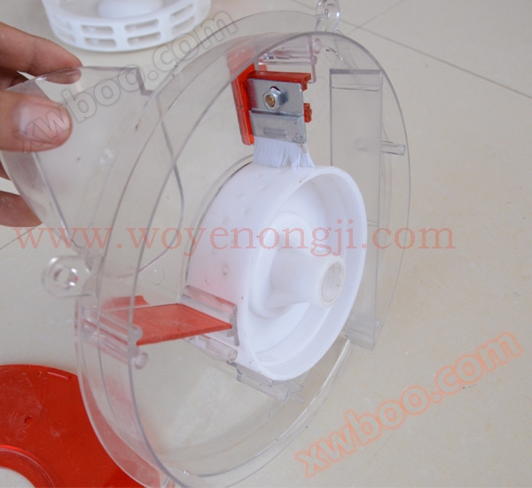 波谷排种器窝眼细节图