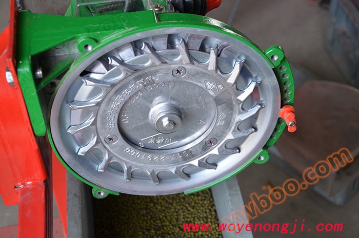 绿豆排种器细节图