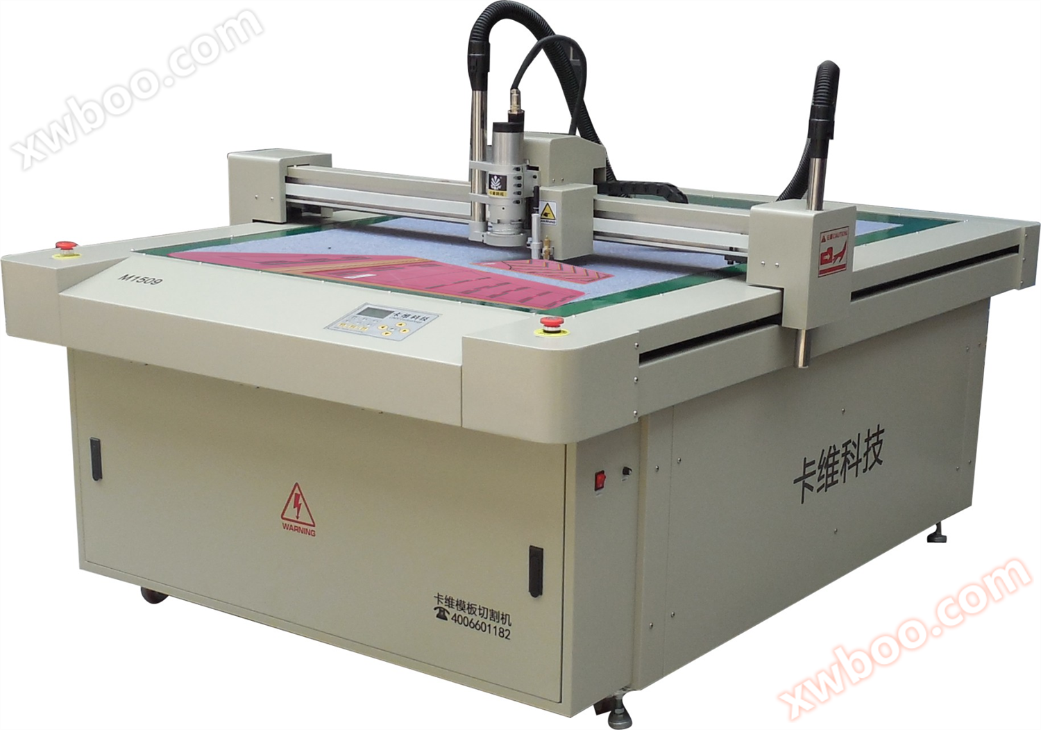 Machine de modèle automatique pour vêtements