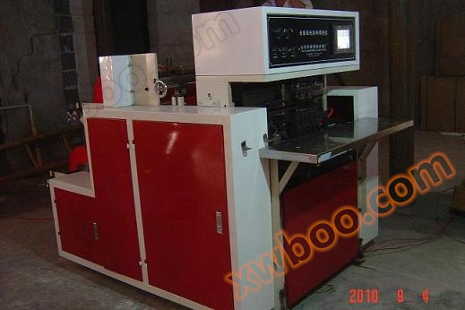 Fully automatic welding machine