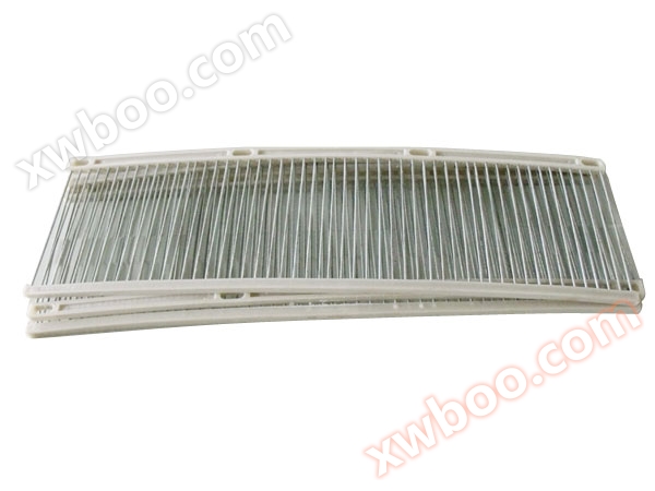 Thirteen buckles, buckle doors