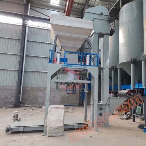 Тонна пакетна машина