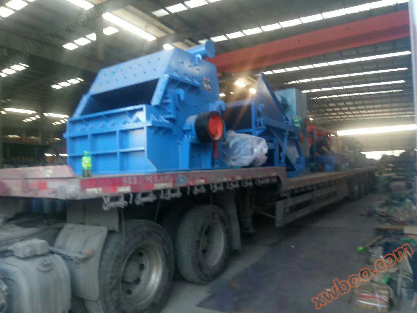 Battery frame crusher