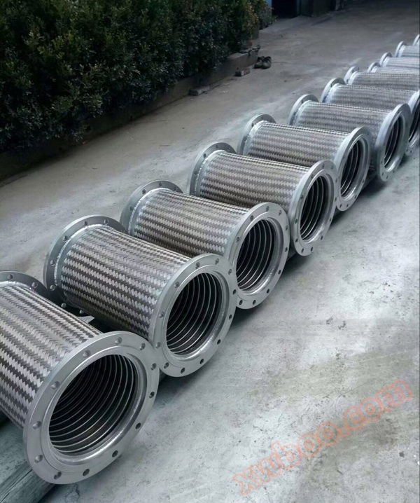 Bơm kết nối sốc hấp thụ ống kim loại