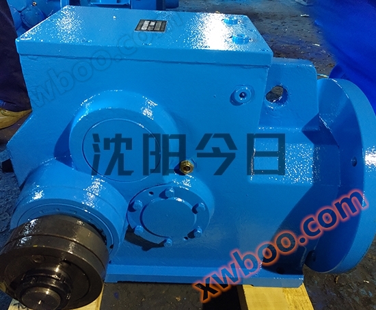 Cold cutting saw reducer