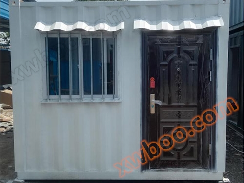 Container storage room