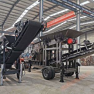 Box type mobile crushing station